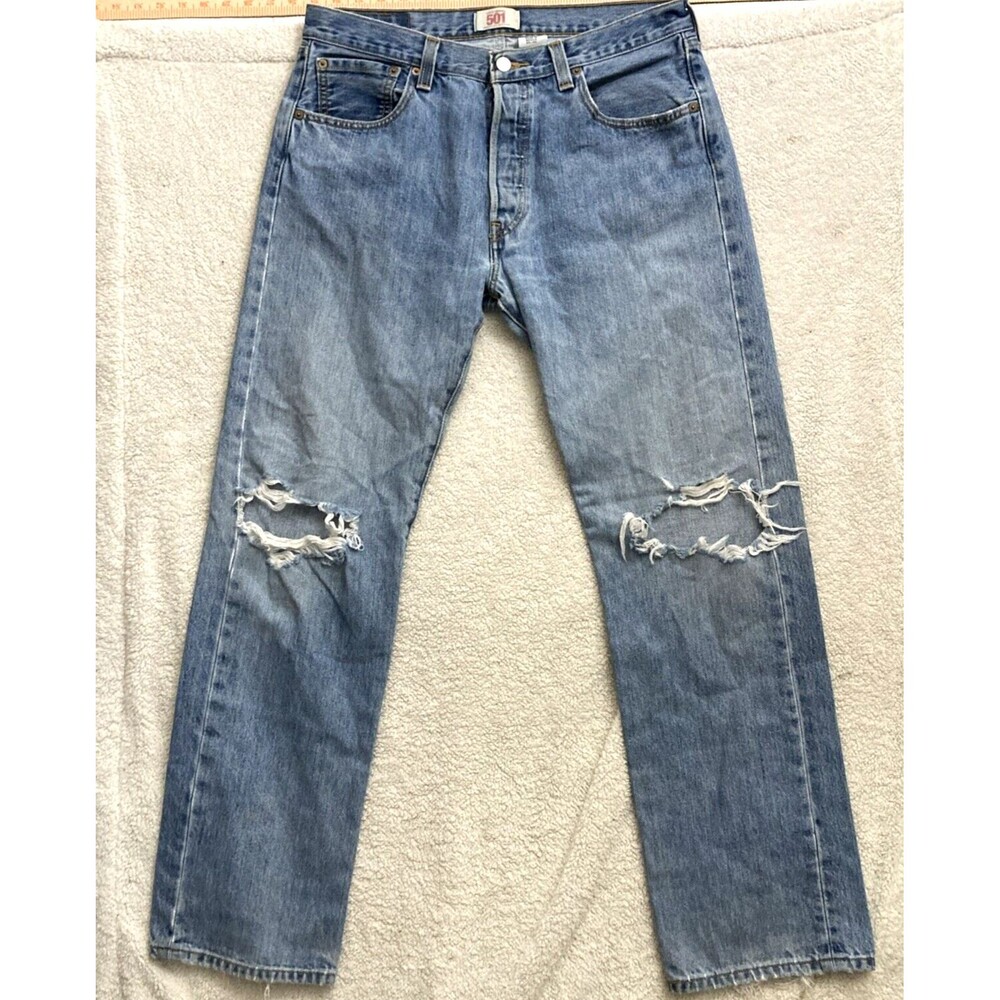 Vintage Levis 501 Mens 34x32 Blue Jeans  Light Wash Button Fly natural distress